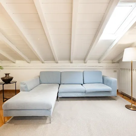 Dolce Vita- Luxury Attic View 아파트 그라베도나