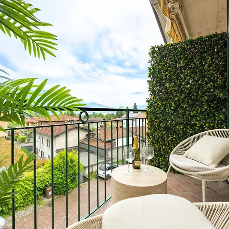 Dolce Vita- Luxury Attic View